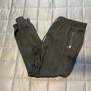 Jennifer Lopez Joggers L